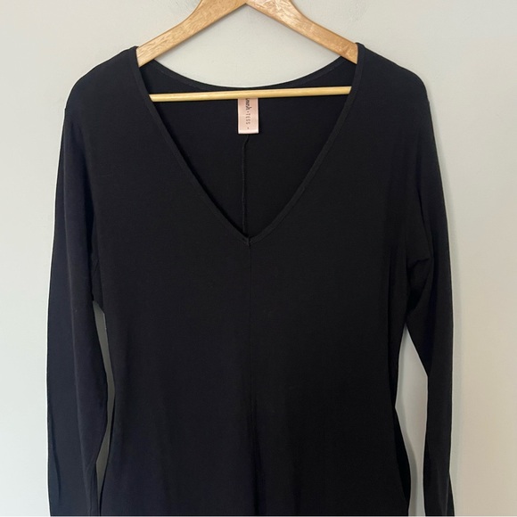 Smash + Tess Friday Romper – Black | Made in Canada Size L - Picture 5 of 11